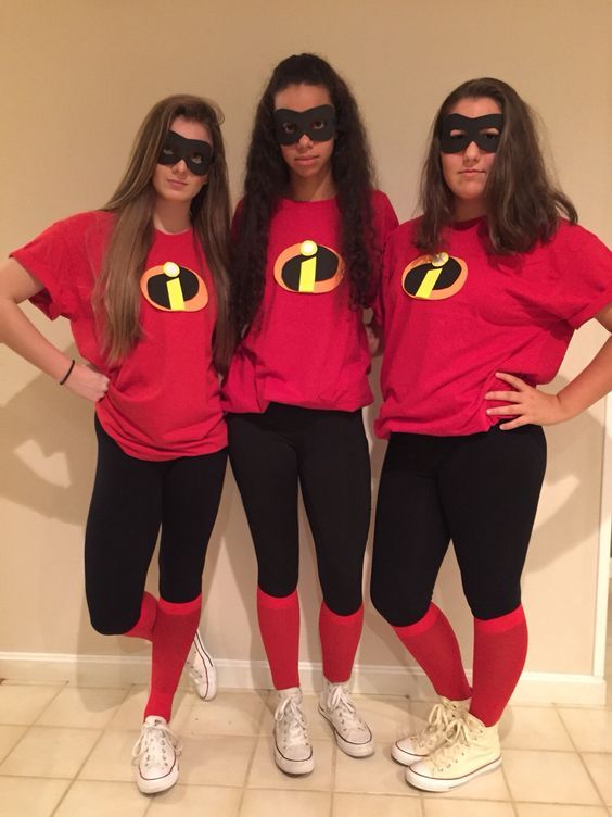 Costumi di famiglia ispirati a The Incredibles